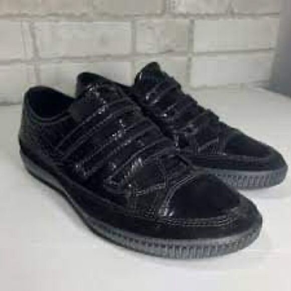 Ecco black patent leather runners - Picture 1 of 6
